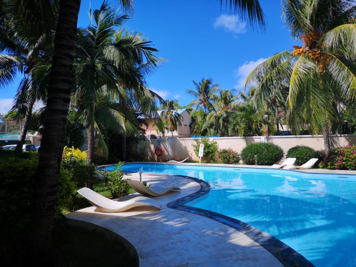 Our Island Home 5 Mins Walk To Beach Flic en Flac Bagian luar foto